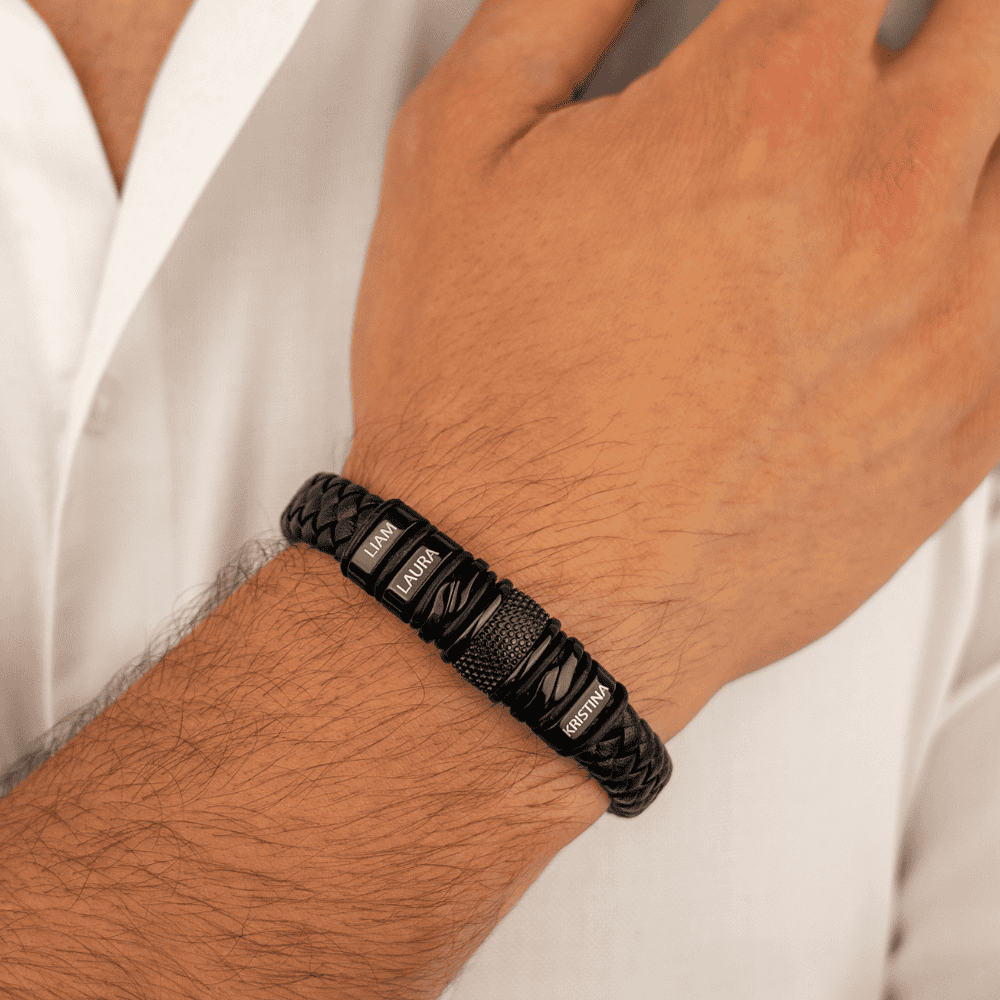 Bracelet: Black