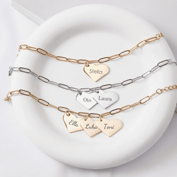 Bracelet: Love Chain
