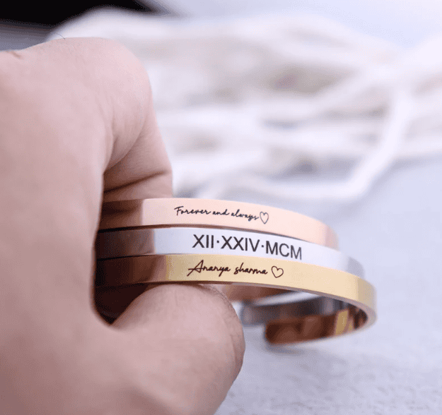 Bracelet: Cuff