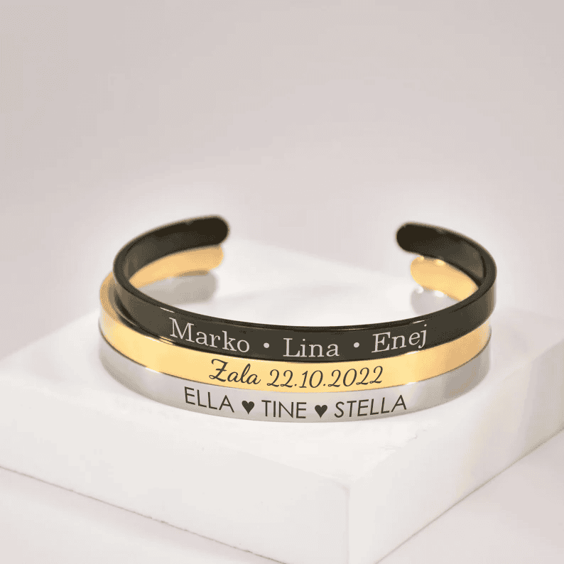 Bracelet: Cuff