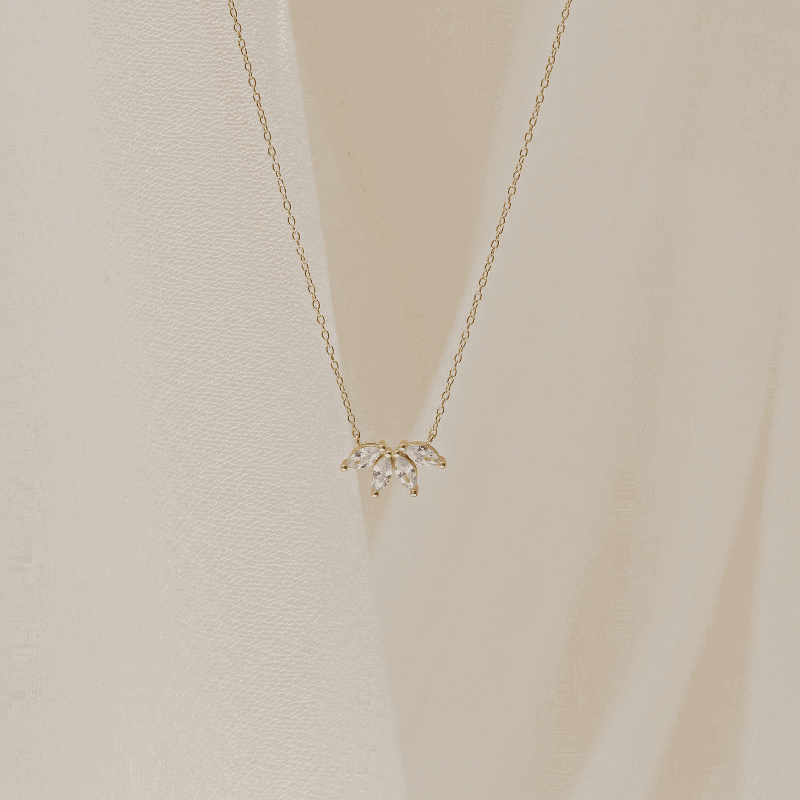 Ogrlica: Diamond Flower