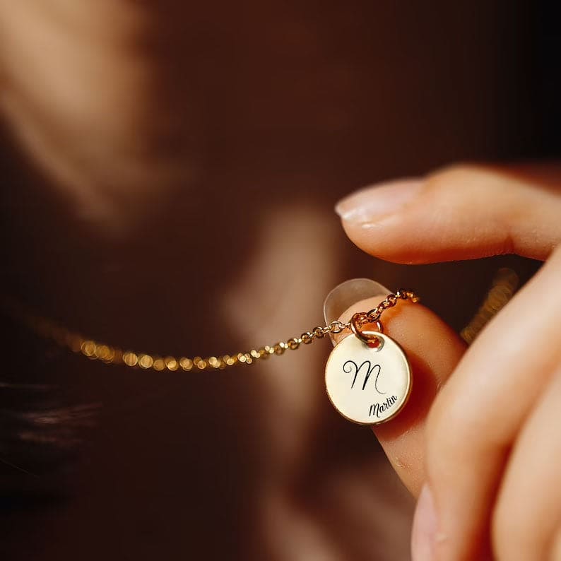 Necklace: Nomen